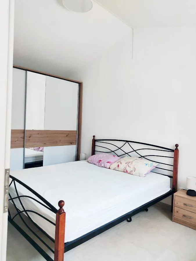 Apartment Betty Labin