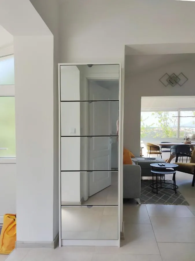 Apartment Betty Labin